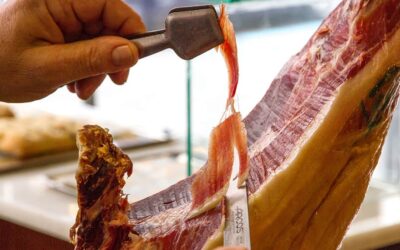 Infórmate sobre el Curso Cortador de Jamón y adquiere las habilidades necesarias para ser maestro profesional.