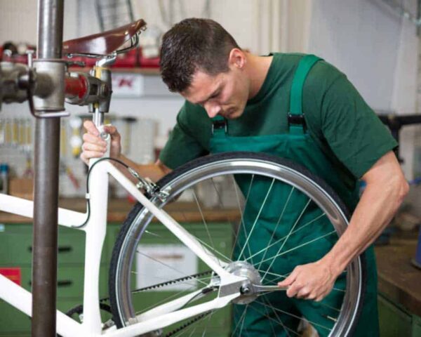 Estudiar el Cirso de Reparación de Bicicletas