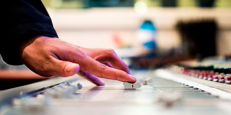 Fórmate con el curso de producción musical