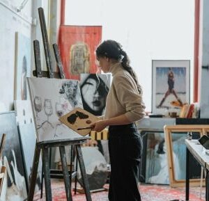 Conviértete en un experto en terapias artísticas