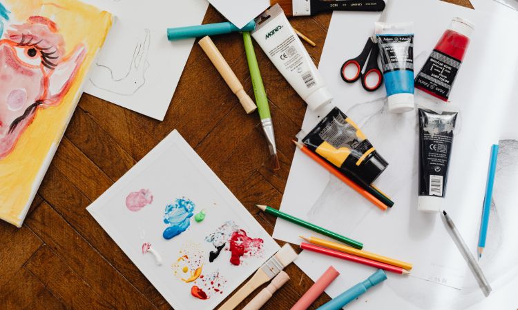 Descubre el rol del arteterapeuta y sus funciones