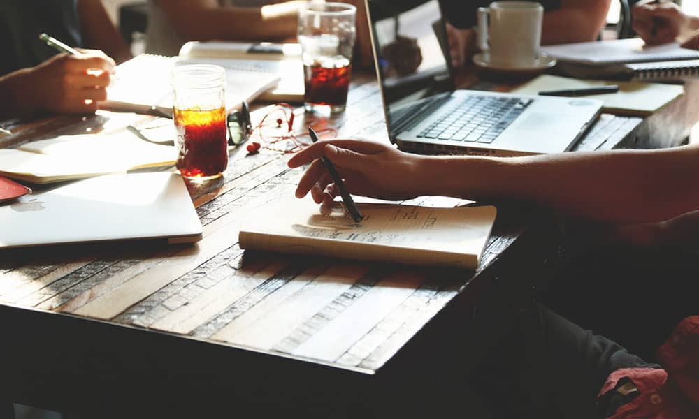 Desarrolla tus habilidades literarias en un taller de escritura