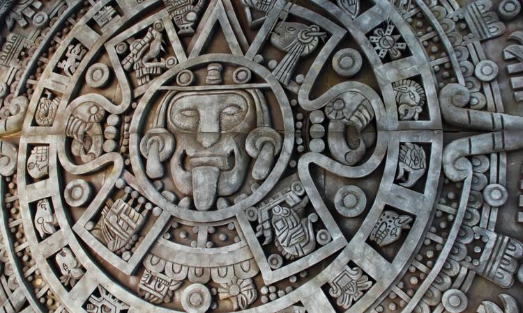 Los tatuajes aztecas están muy de moda, no solo por sus bonitos diseños sino también por su misterio y significados