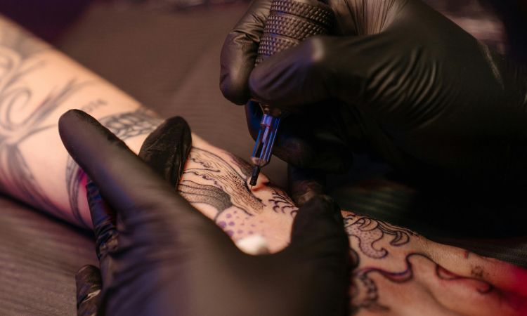 Descubre los tatuajes veganos y en qué se diferencian de los tradicionales